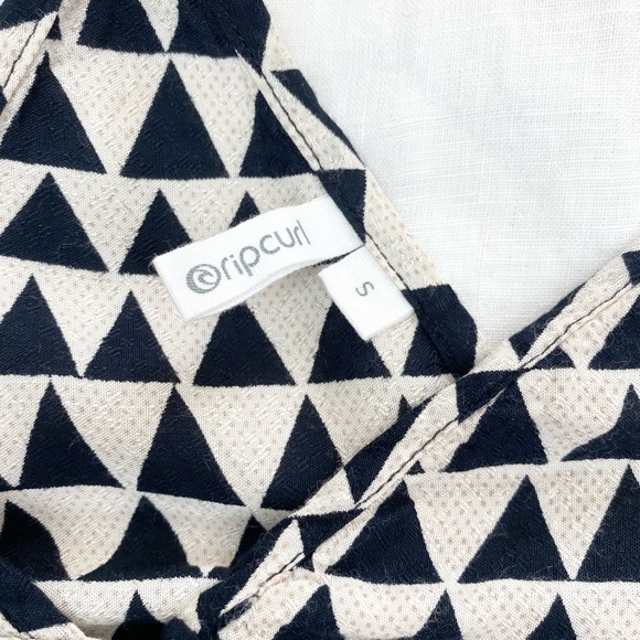 Rip Curl Geometric Beach Tank - Picture 10 of 11